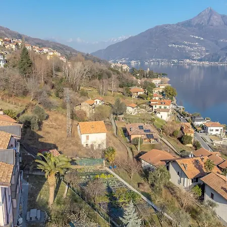 Classy Wifi, Parking & Stunning View! Appartement